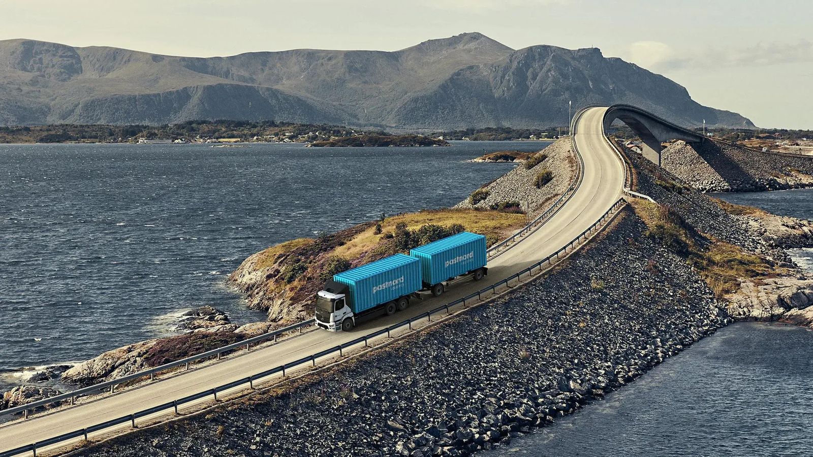 An Einride electric truck crossing the Atlantic Road in Norway
